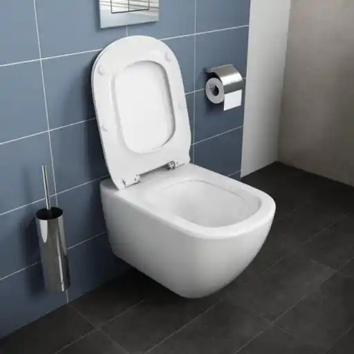 WC suspendu économique installé au Havre par Ponos Rénovation, modèle compact et moderne pour réduire la consommation d’eau